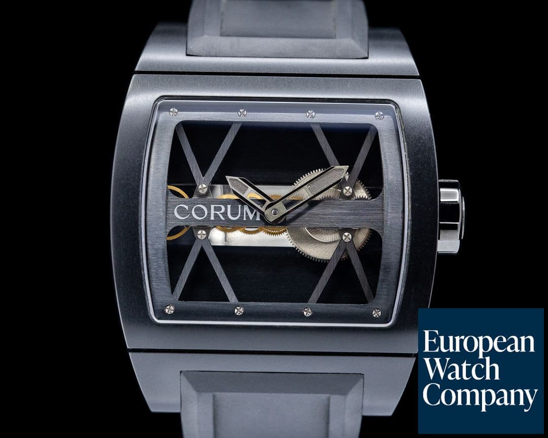 Image of Corum Ti-Bridge Titanium / Rubber