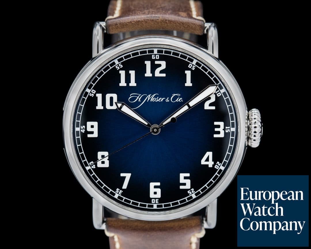 Image of H. Moser and Cie. Heritage Pilot Center Seconds Funky Blue Dial