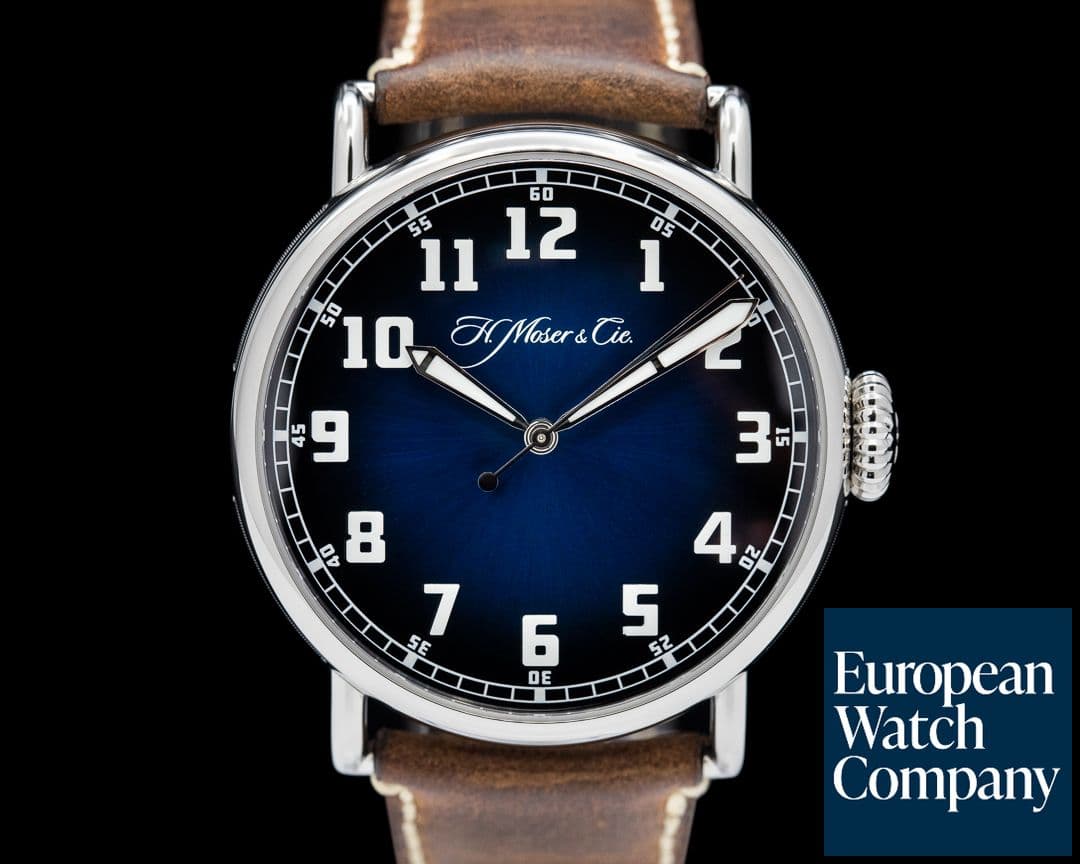Image of H. Moser and Cie. Heritage Pilot Center Seconds Funky Blue Dial
