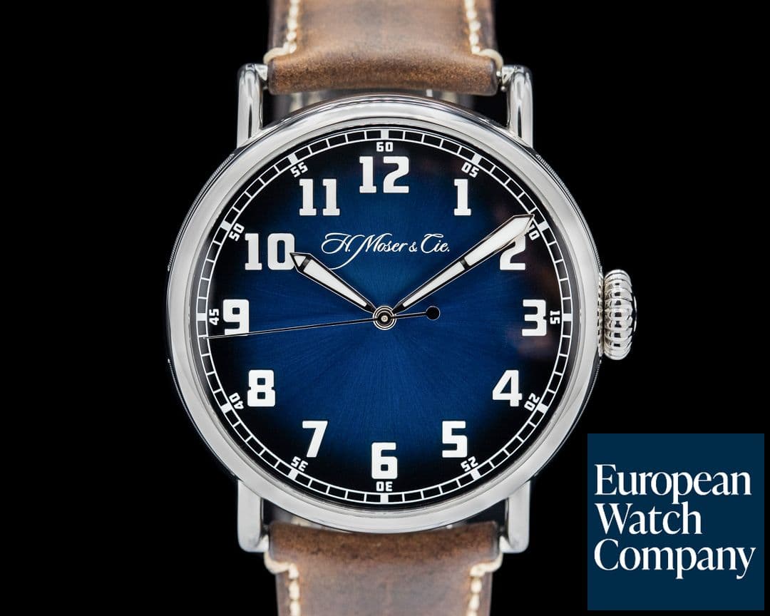 Image of H. Moser and Cie. Heritage Pilot Center Seconds Funky Blue Dial