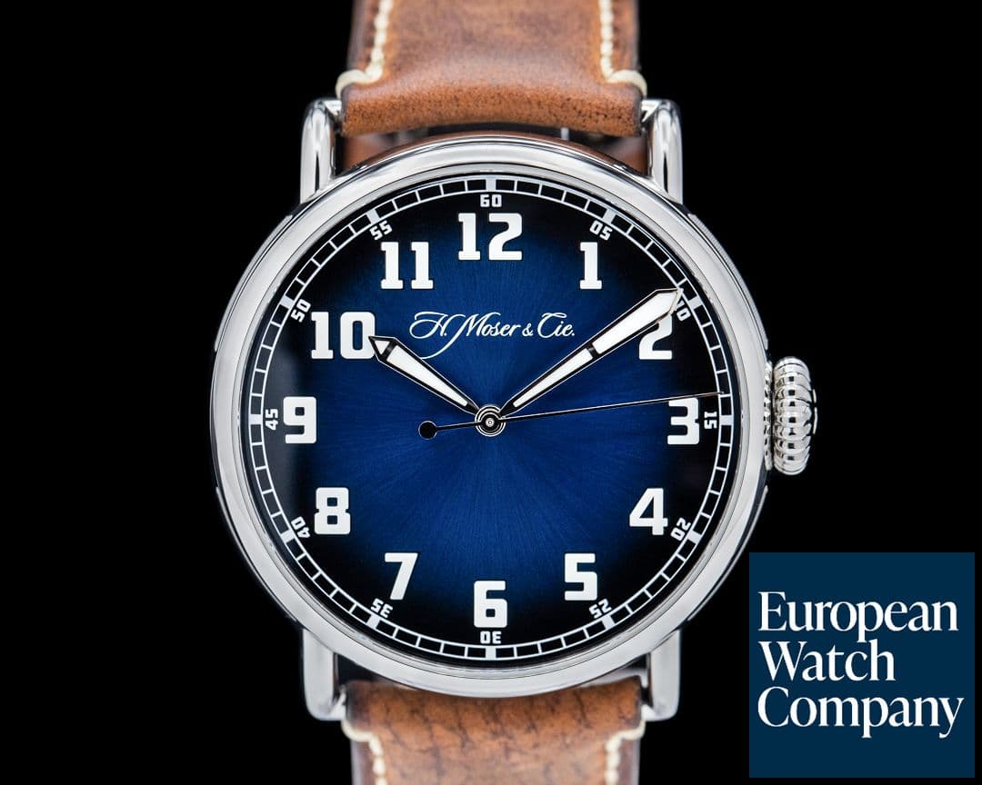 Image of H. Moser and Cie. Heritage Pilot Center Seconds Funky Blue Dial