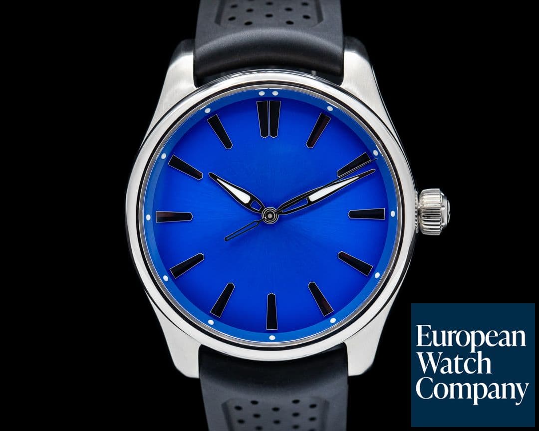 Image of H. Moser and Cie. Pioneer Center Seconds Arctic Blue Fume