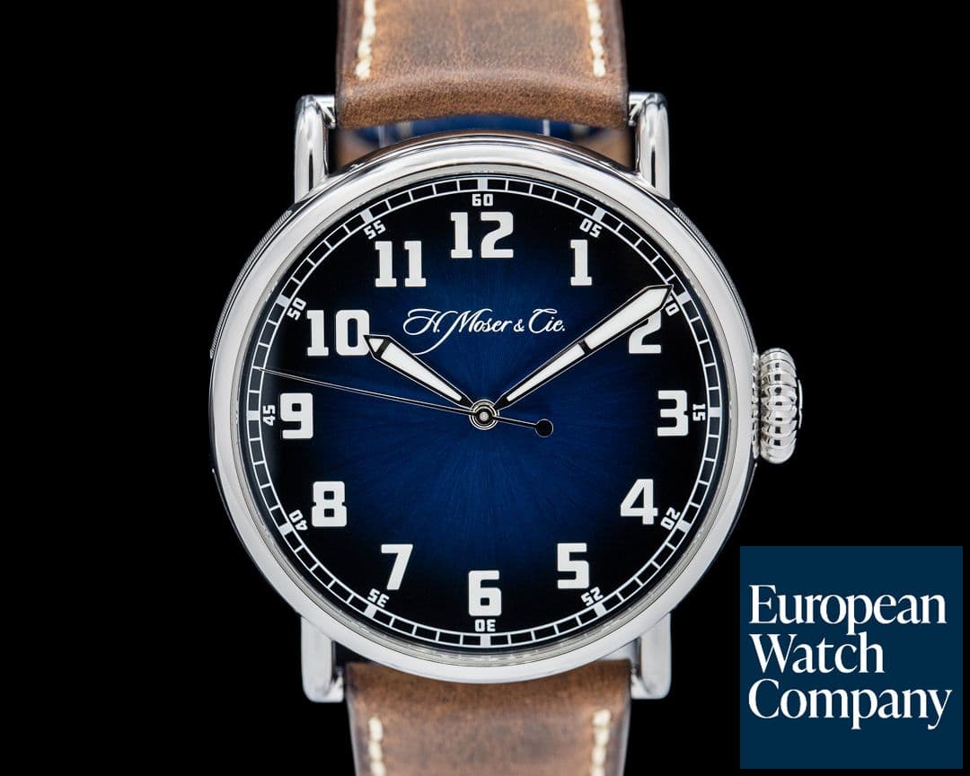 Image of H. Moser and Cie. Heritage Pilot Center Seconds Funky Blue Dial