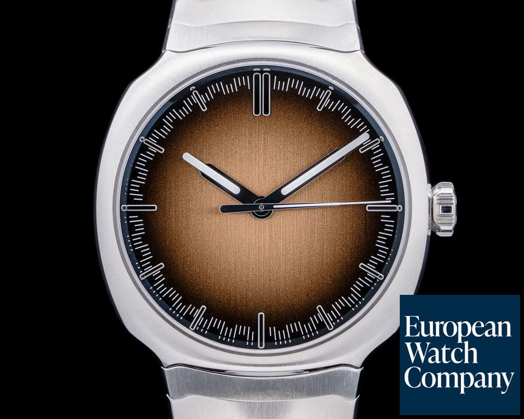 Image of H. Moser and Cie. Moser Streamliner Centre Seconds Smoked Salmon Dial