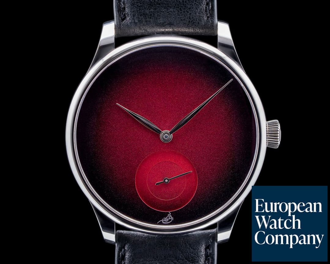 Image of H. Moser and Cie. Venturer Small Seconds XL Concept SS QATAR Limited Edition