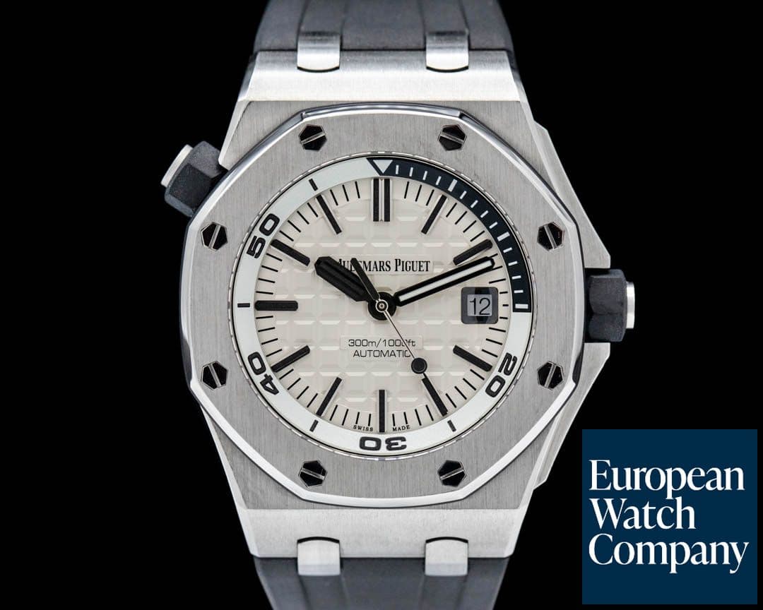 Image of Audemars Piguet Royal Oak 15710ST Offshore Diver White Dial / Rubber