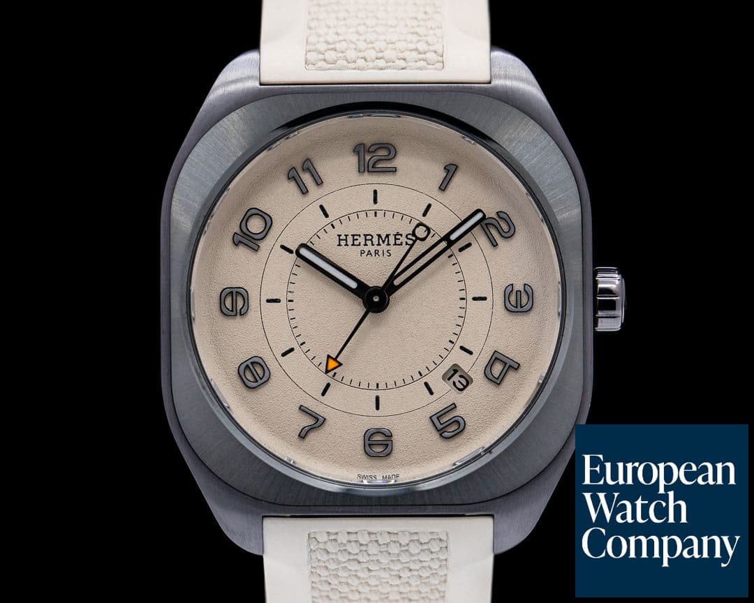 Image of Hermes Hermes H08 Limited for HODINKEE Titanium / Ceramic