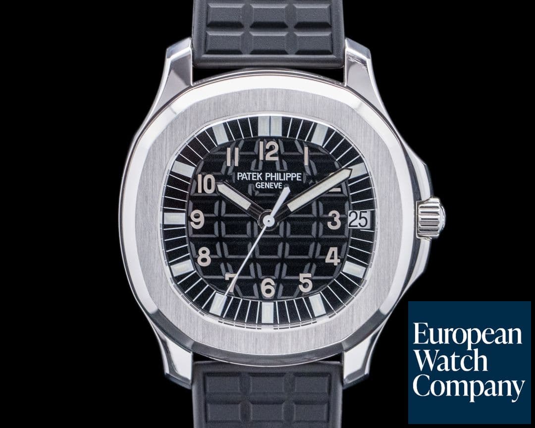 Image of Patek Philippe Aquanaut 5065 Jumbo SS / Rubber ORIGINAL OWNER
