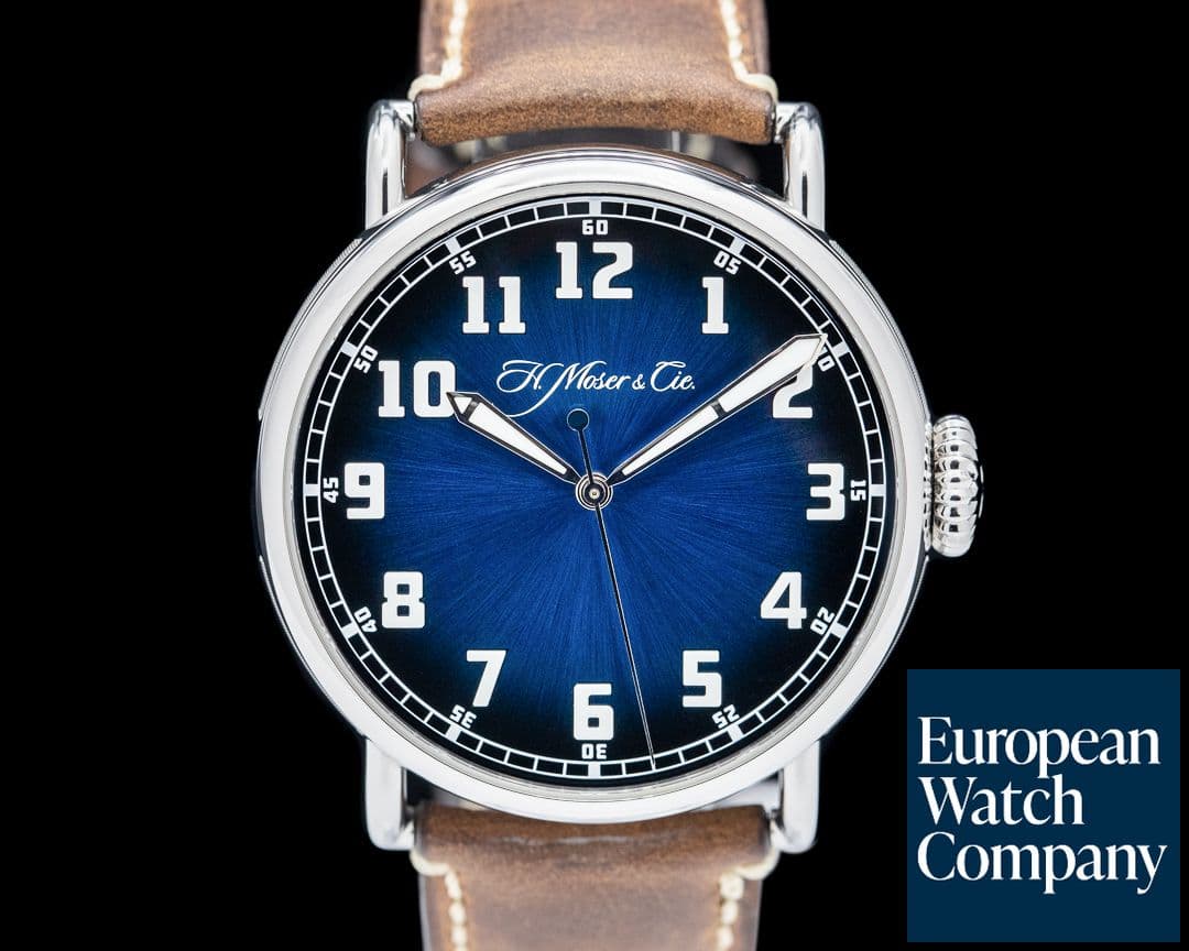 Image of H. Moser and Cie. Heritage Pilot Center Seconds Funky Blue Dial