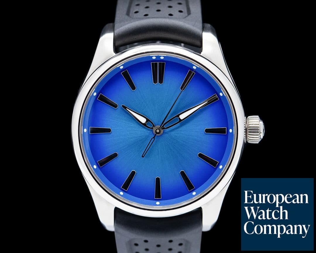 Image of H. Moser and Cie. Pioneer Center Seconds SS Arctic Blue Fume Dial