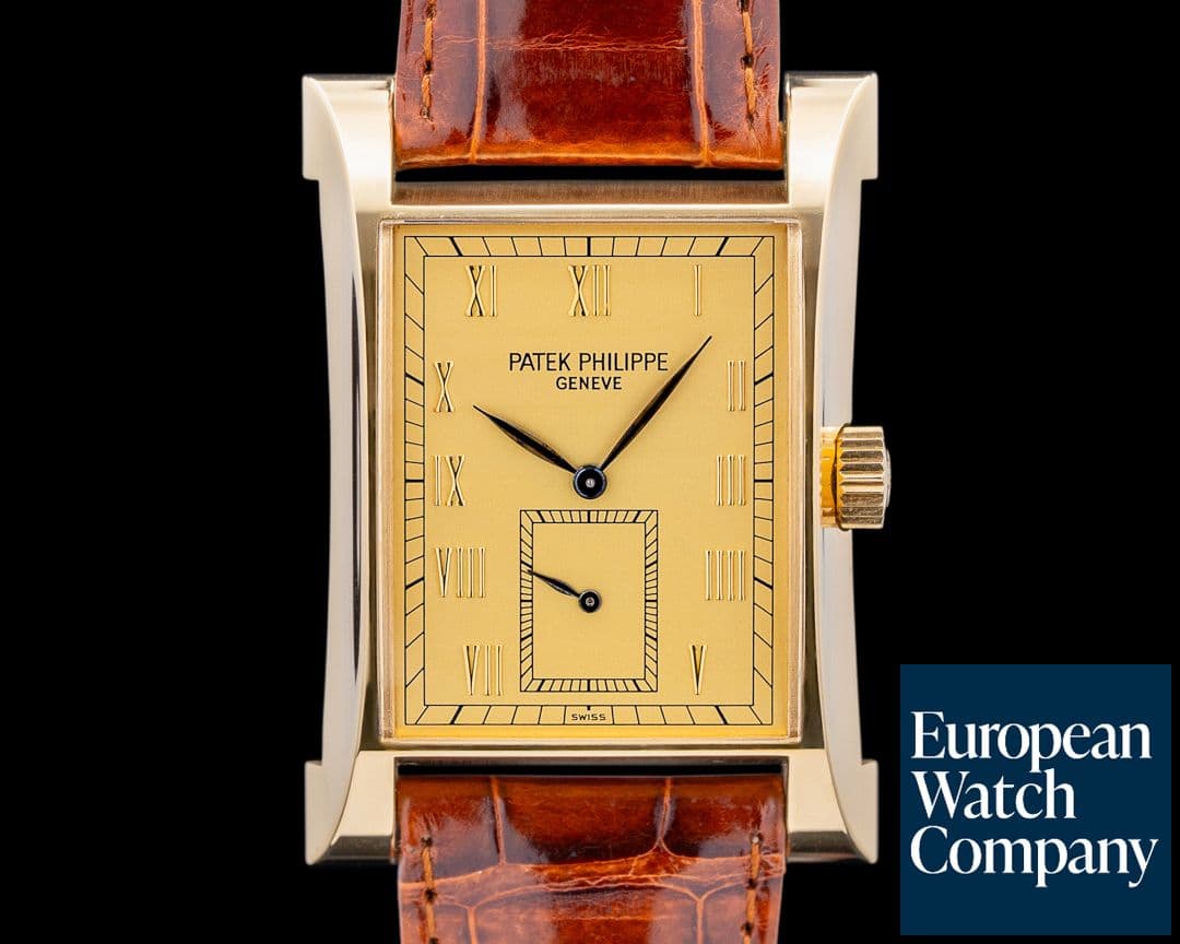 Image of Patek Philippe Pagoda 5500 18K Yellow Gold / Gold Dial