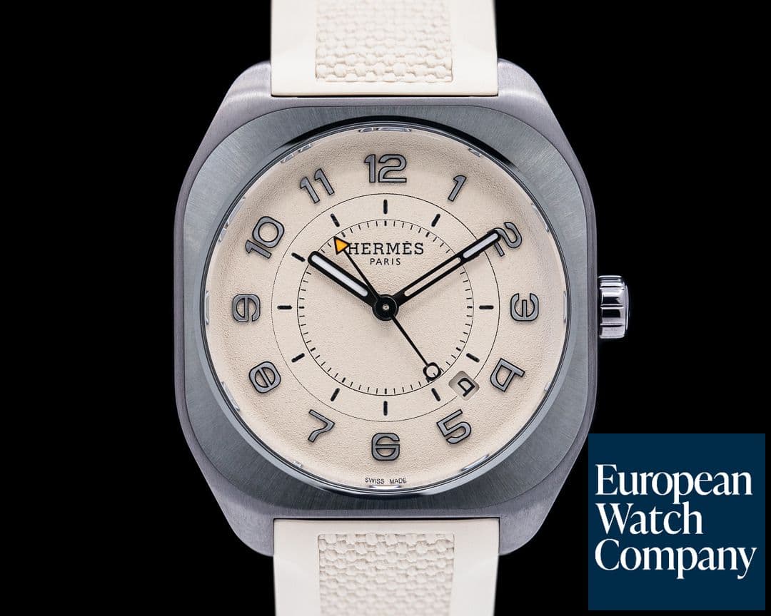 Image of Hermes H08 Limited for HODINKEE Titanium / Ceramic