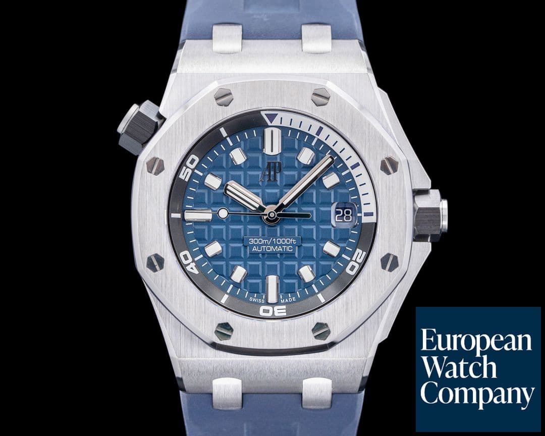 Image of Audemars Piguet Royal Oak Offshore 15720ST Diver SS Blue Dial