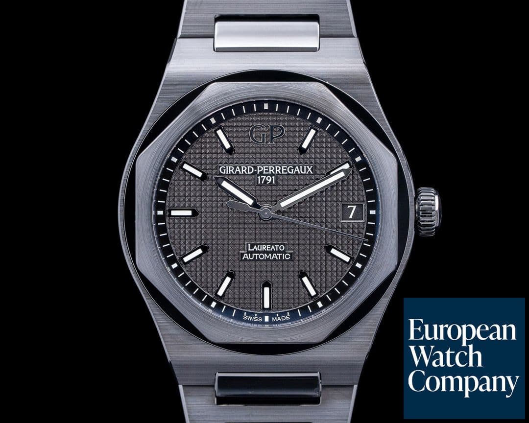 Image of Girard Perregaux Laureato Ceramic Black Dial