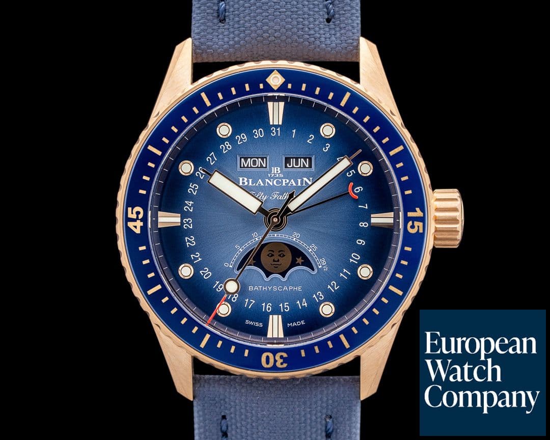 Image of Blancpain Fifty Fathoms Bathyscaphe Quantième Complet Phases de Lune