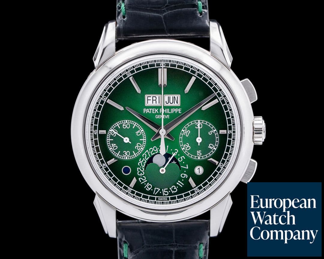 Image of Patek Philippe 5270P Perpetual Calendar Chronograph Platinum Green Dial