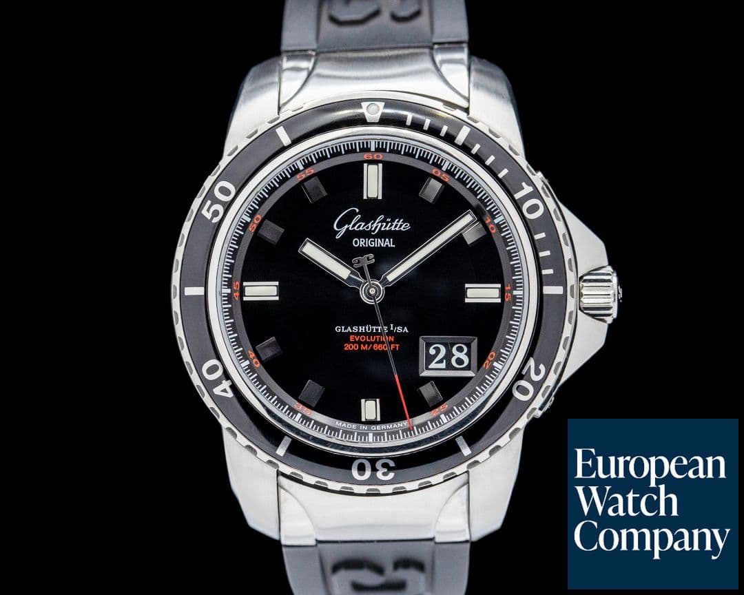 Image of Glashutte Original Sport Evolution Panorama Date SS Black Dial