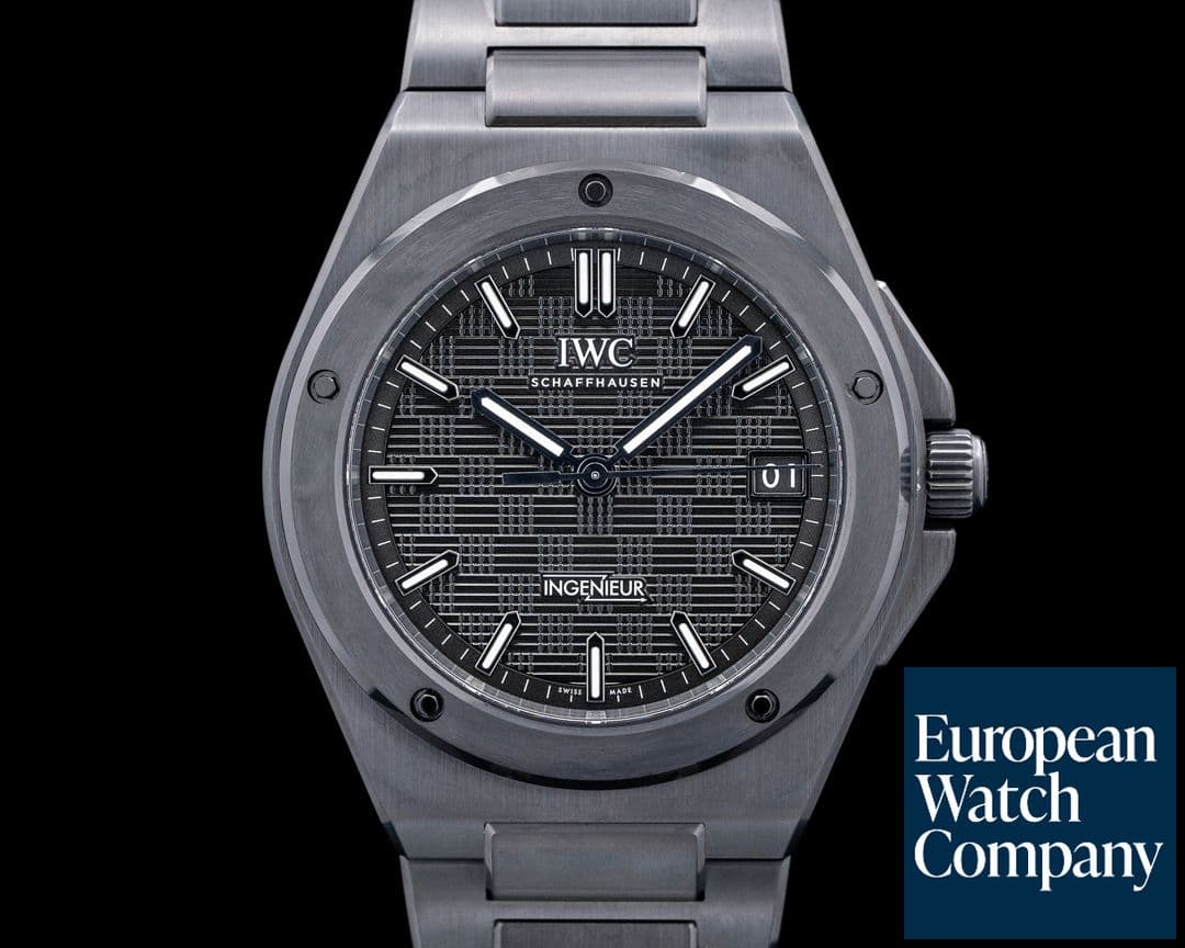Image of IWC Ingenieur Automatic 42 Ceramic Black Dial
