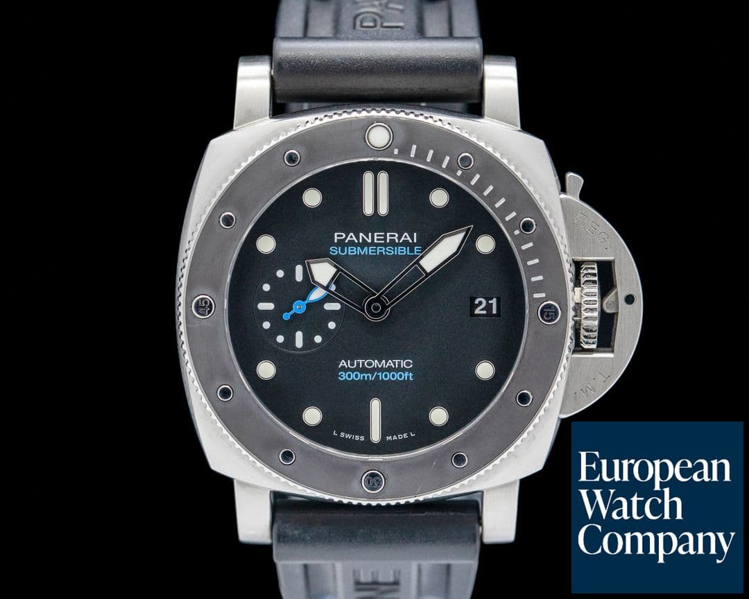 Image of Panerai Luminor Submersible 42MM SS Black Dial