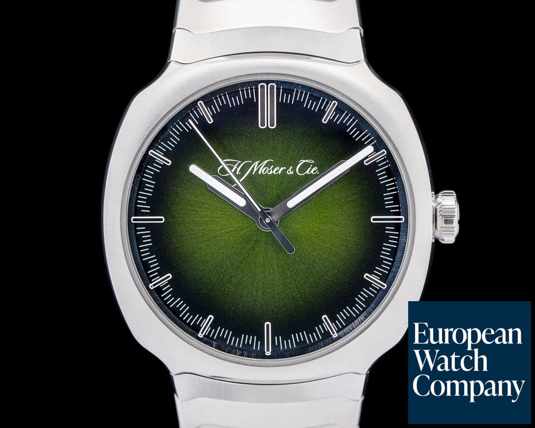 Image of H. Moser and Cie. Streamliner Centre Seconds SS Green Dial