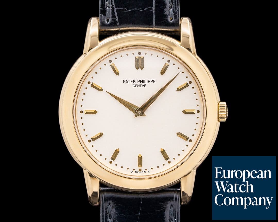Image of Patek Philippe 5032J Calatrava Automatic 18K Yellow Gold Silver Dial