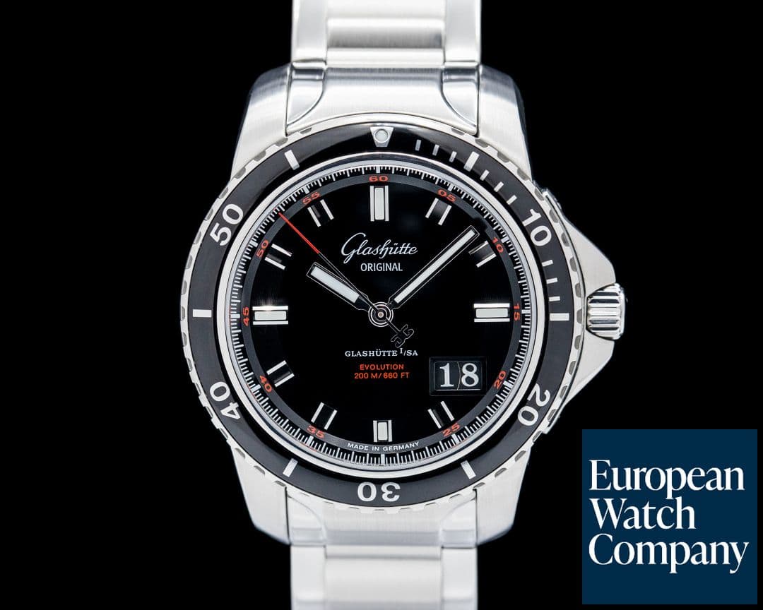 Image of Glashutte Original Sport Evolution Panorama Date SS Black Dial