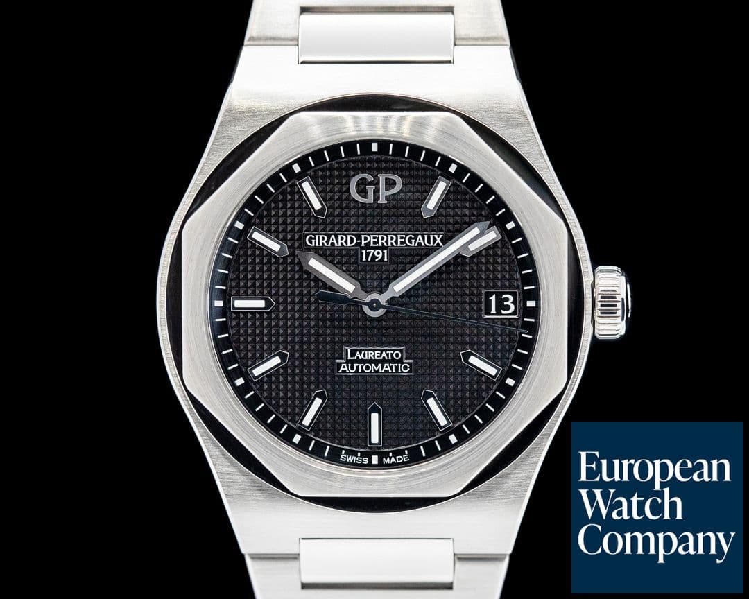 Image of Girard Perregaux 81010 Laureato 42MM SS Black Hobnail Dial