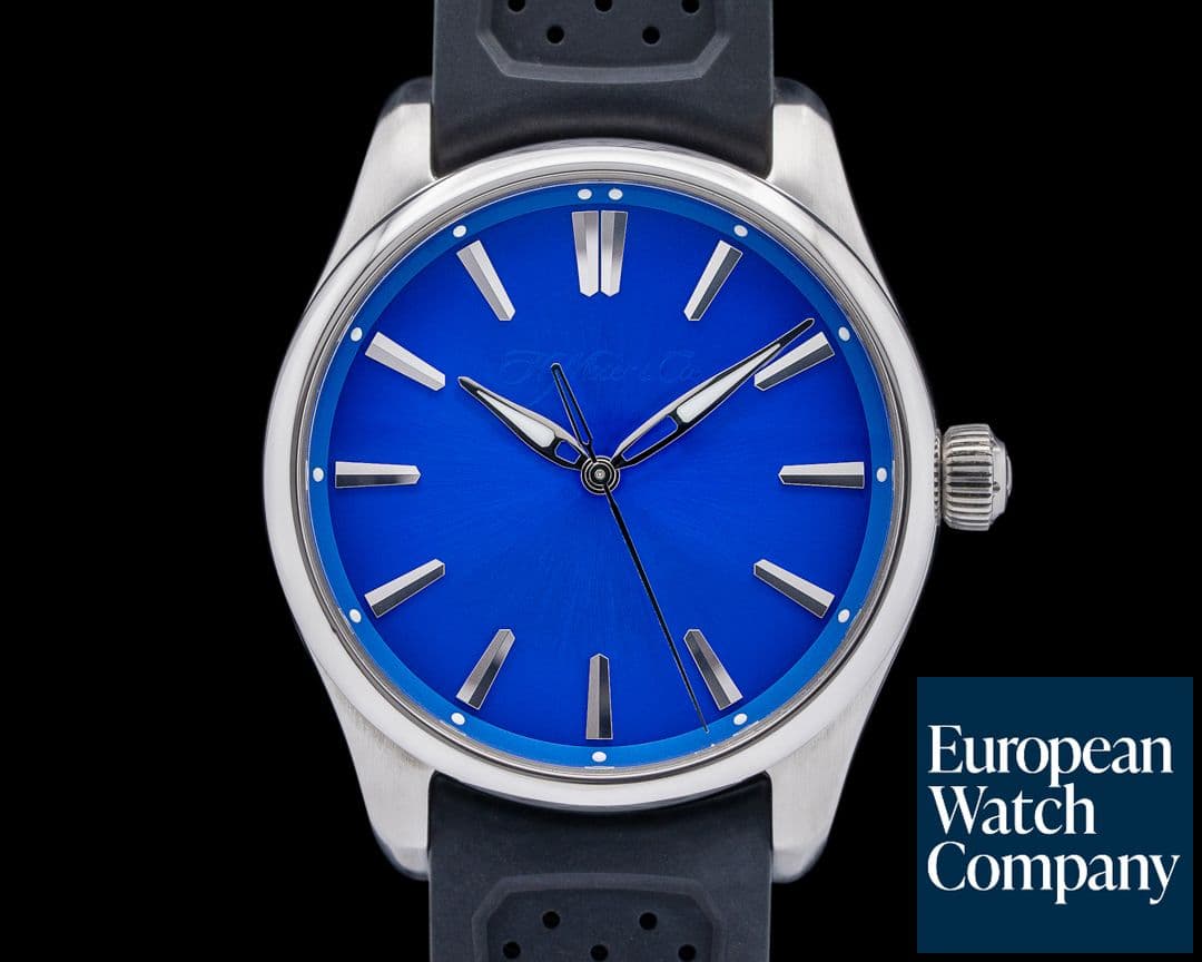 Image of H. Moser and Cie. 3200-1217 Pioneer Centre Seconds SS Blue Fume Dial 2024