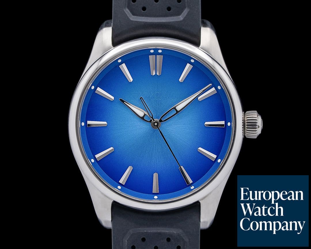 Image of H. Moser and Cie. 3200-1217 Pioneer Centre Seconds SS Blue Fume Dial 2024