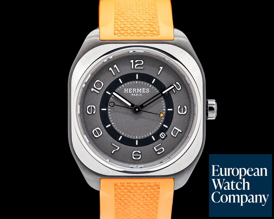 Image of Hermes H08 Matte Black DLC Titanium Black Dial