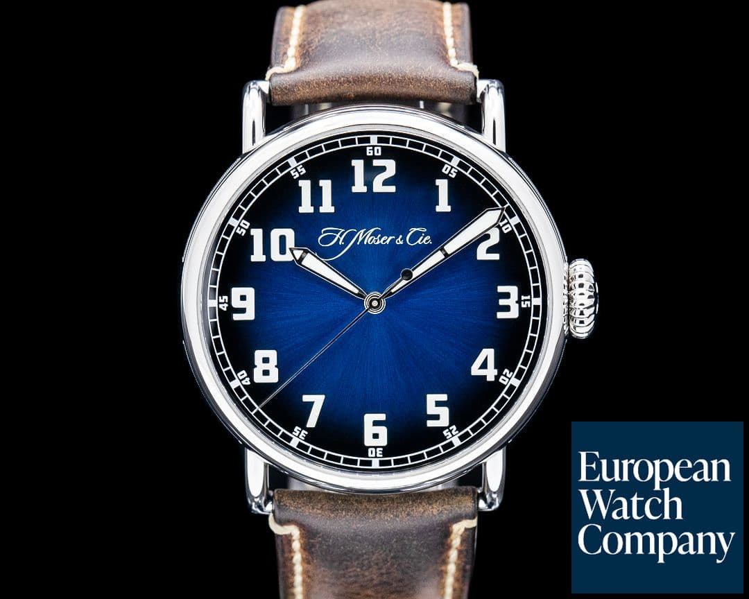 Image of H. Moser and Cie. 8200-1201 Heritage Centre SS Steel Funky Blue Fume Dial