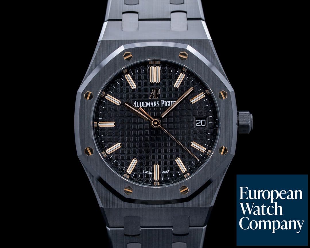 Image of Audemars Piguet 77350CE Royal Oak 34MM Ceramic Black Dial