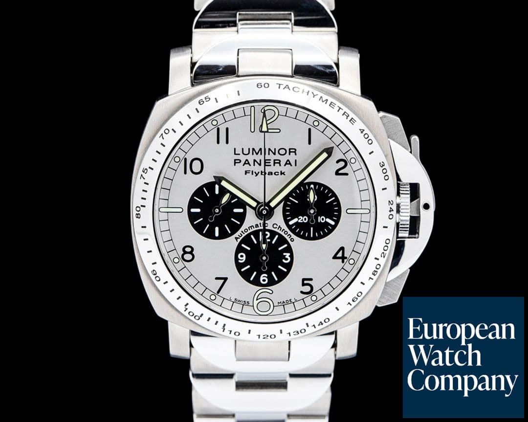 Image of Panerai PAM00060 Luminor Chrono Flyback Titanium Panda Dial