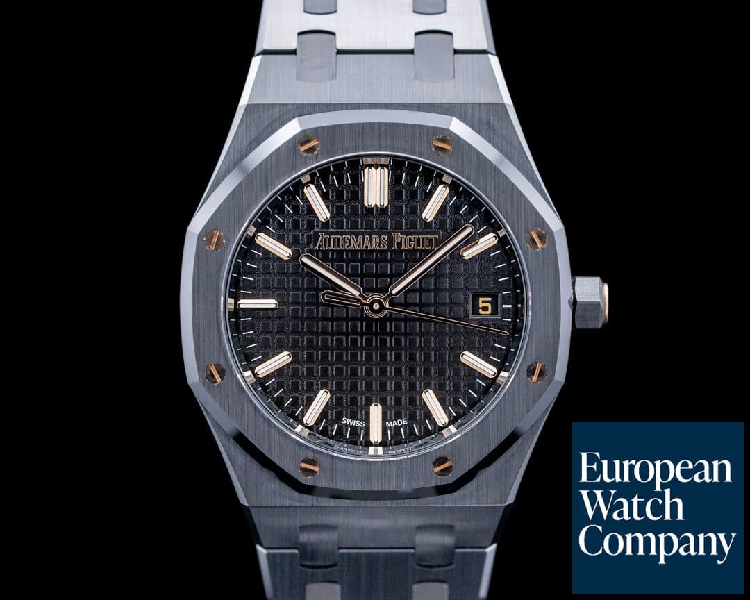 Image of Audemars Piguet 77350CE Royal Oak 34MM Ceramic Black Dial