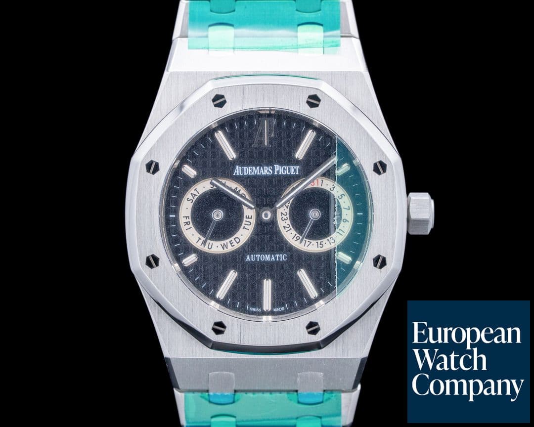 Image of Audemars Piguet 26330ST Royal Oak Day Date SS Black Dial