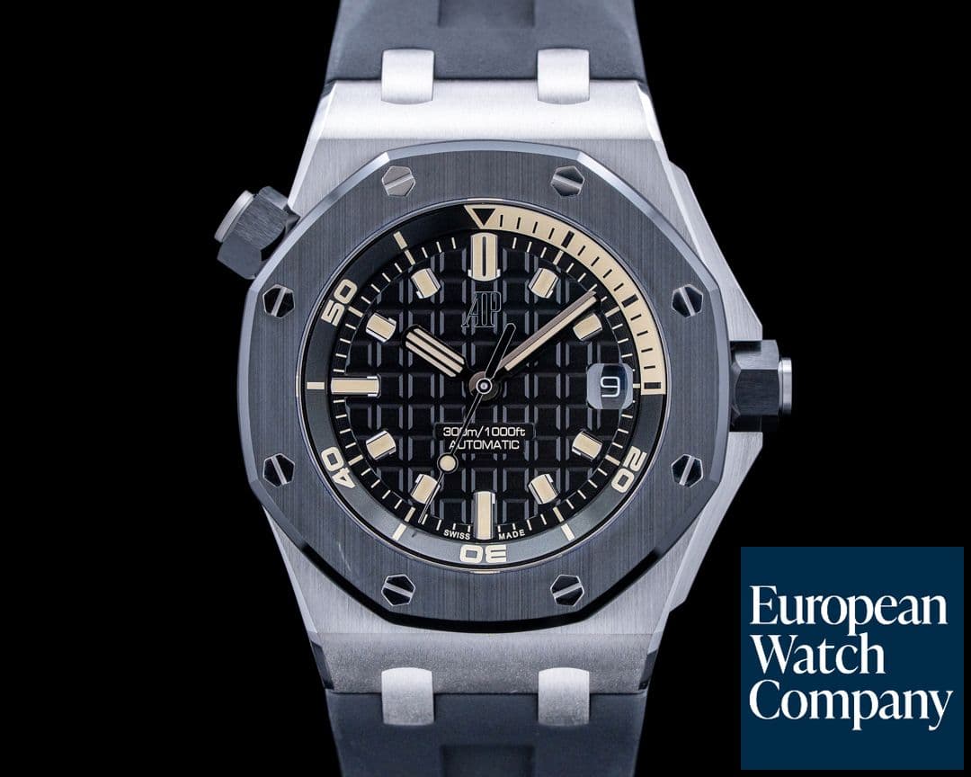 Image of Audemars Piguet 15720CN Royal Oak Offshore Diver 18K White Gold Black Dial LIMITED