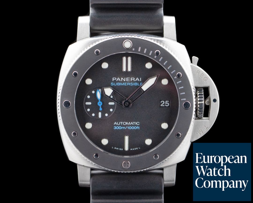 Image of Panerai PAM02683 Luminor Submersible 42 3 Days Automatic SS Black Dial