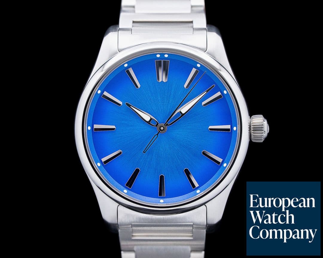Image of H. Moser and Cie. 3200-1217 Pioneer Centre SS Arctic Blue Fume Dial 2025