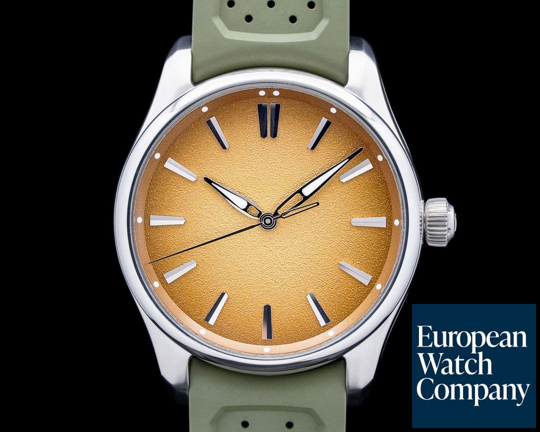 Image of H. Moser and Cie. 3200-1219 Pioneer Centre Seconds SS Amber Sand Dial LIMITED