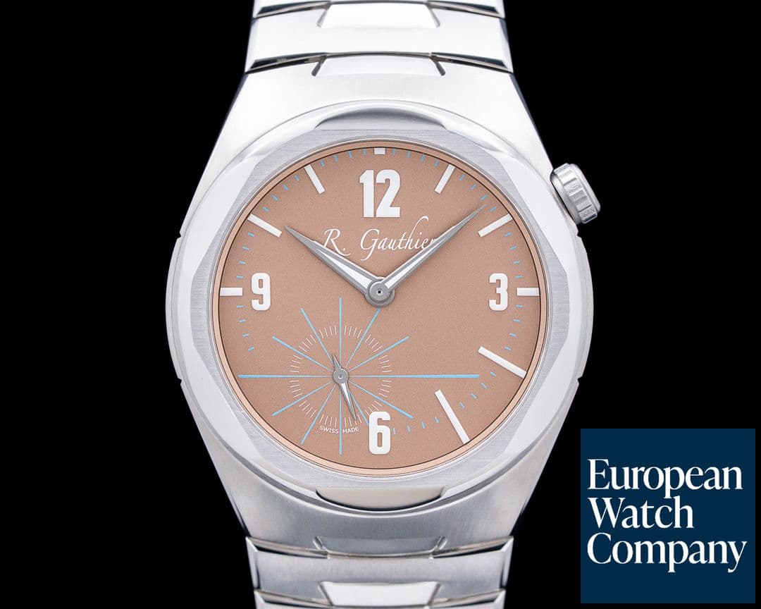Image of Romain Gauthier MON00581 C Titanium Salmon Dial