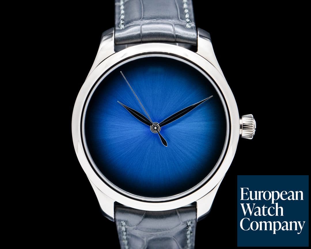 Image of H. Moser & Cie. 1200-0215 Endeavour Centre Seconds 18K White Gold Funky Blue Dial