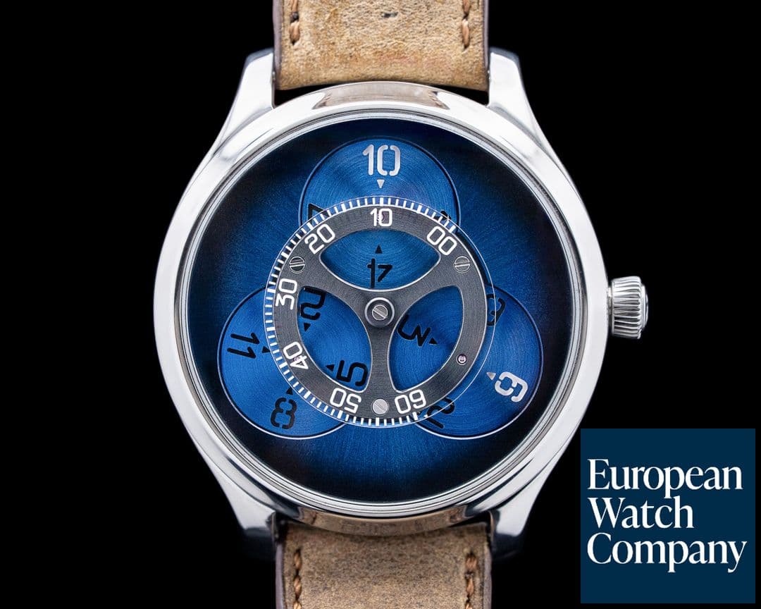 Image of H. Moser & Cie. 1806 Endeavour Flying Hours SS Funky Blue Fume Dial
