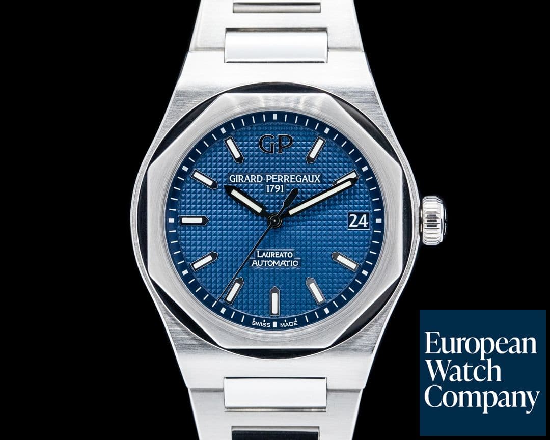 Image of Girard-Perregaux Laureato 42MM Automatic SS Blue Dial