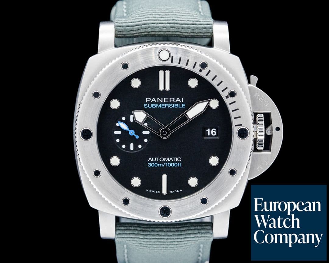 Image of Panerai PAM01229 Submersible QuarantaQuattro SS Black Dial