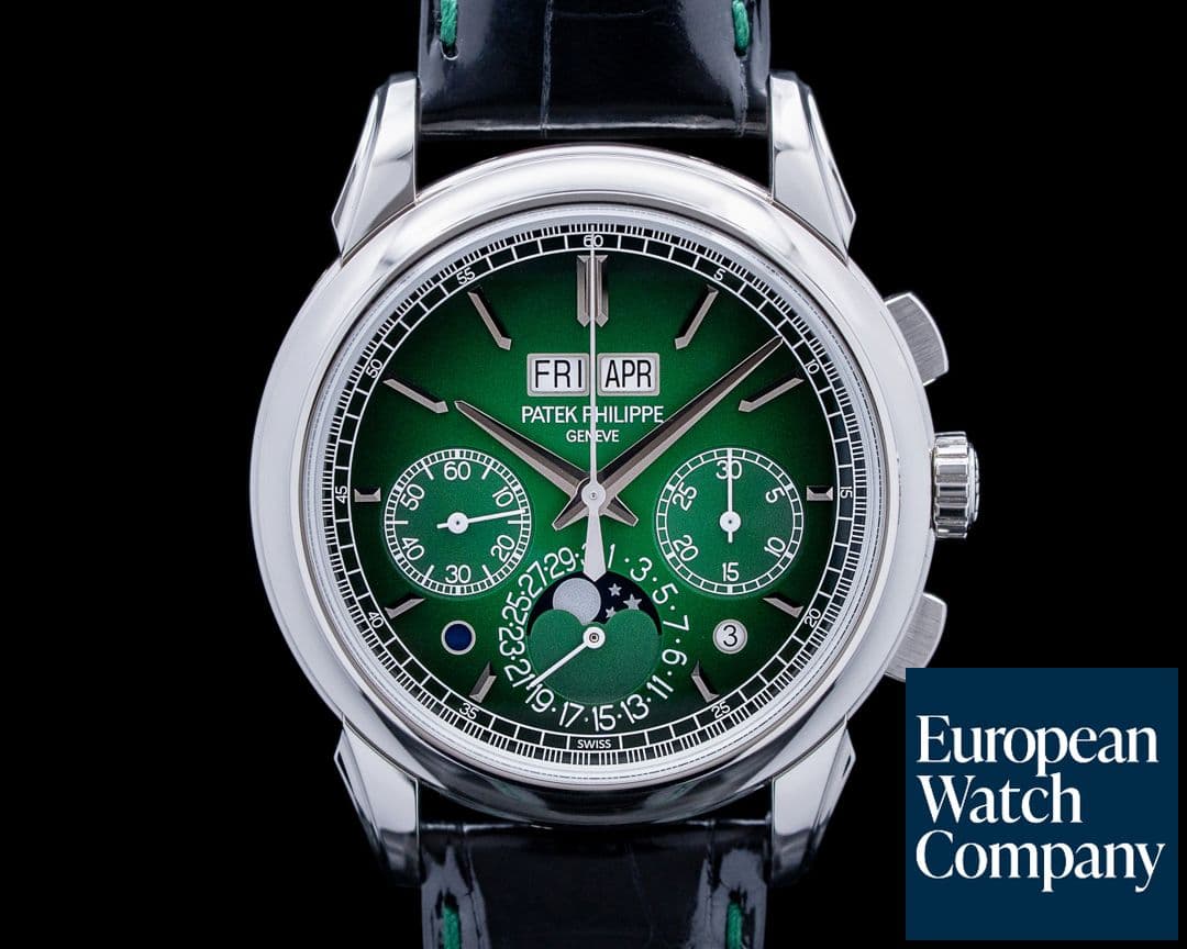 Image of Patek Philippe 5270P-014 Perpetual Calendar Chronograph Platinum Green Dial