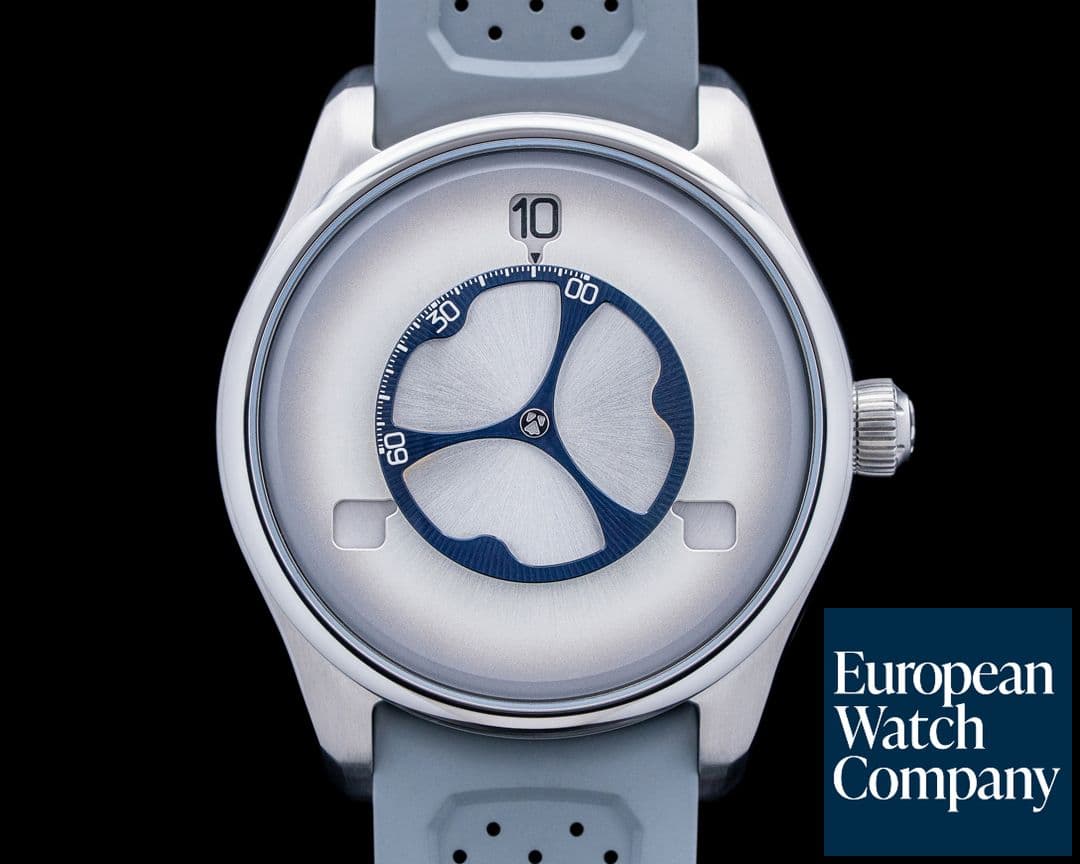 Image of H. Moser & Cie. 3240-1200 Pioneer Flying Hours SS White Fume Dial 2026