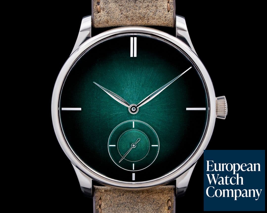 Image of H. Moser & Cie. Venturer Small Seconds XL Purity 18K White Gold Cosmic Green Dial
