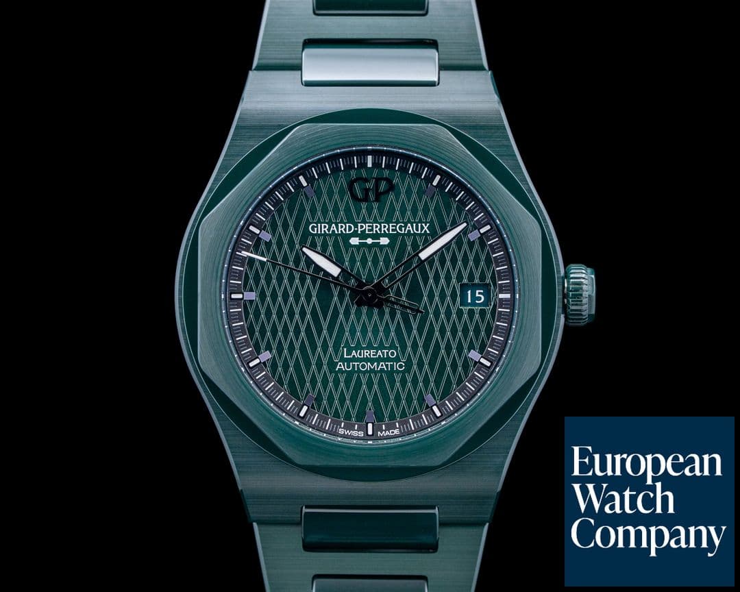 Image of Girard-Perregaux 81005 Laureato Aston Martin Green Ceramic Green Dial LIMITED