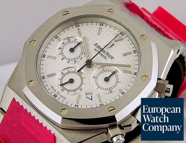 Image of Audemars Piguet Royal Oak Chrono White