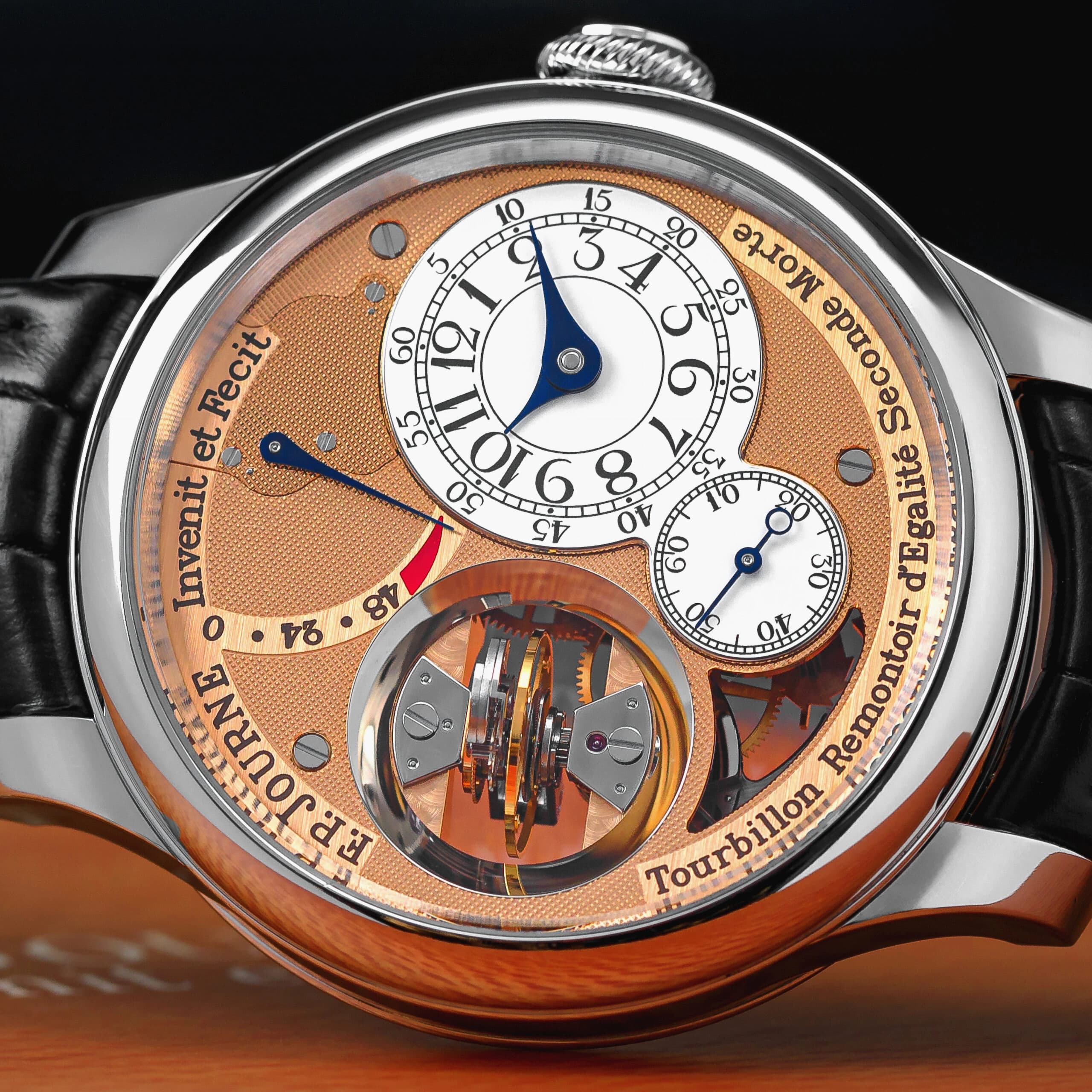 Independent & Innovative: The F.P. Journe Tourbillon Souverain Vertical